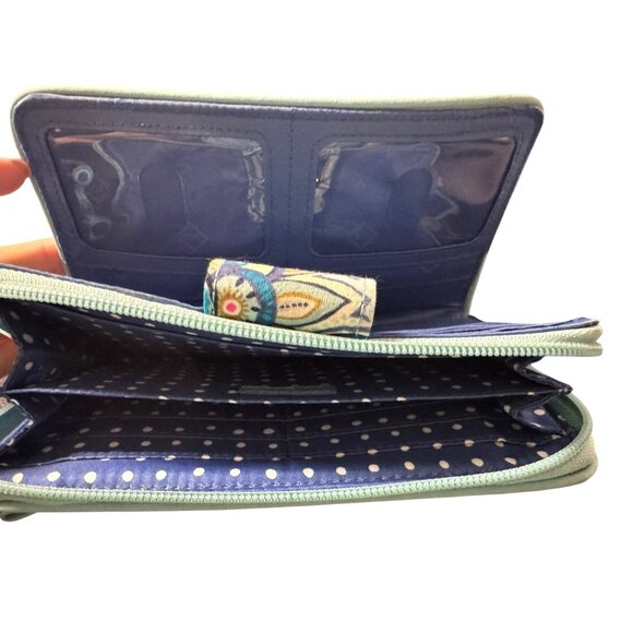Vera Bradley Quilted Cotton Paisley‎ Wallet With Turnlock & Zipper Compartments - Picture 4 of 5